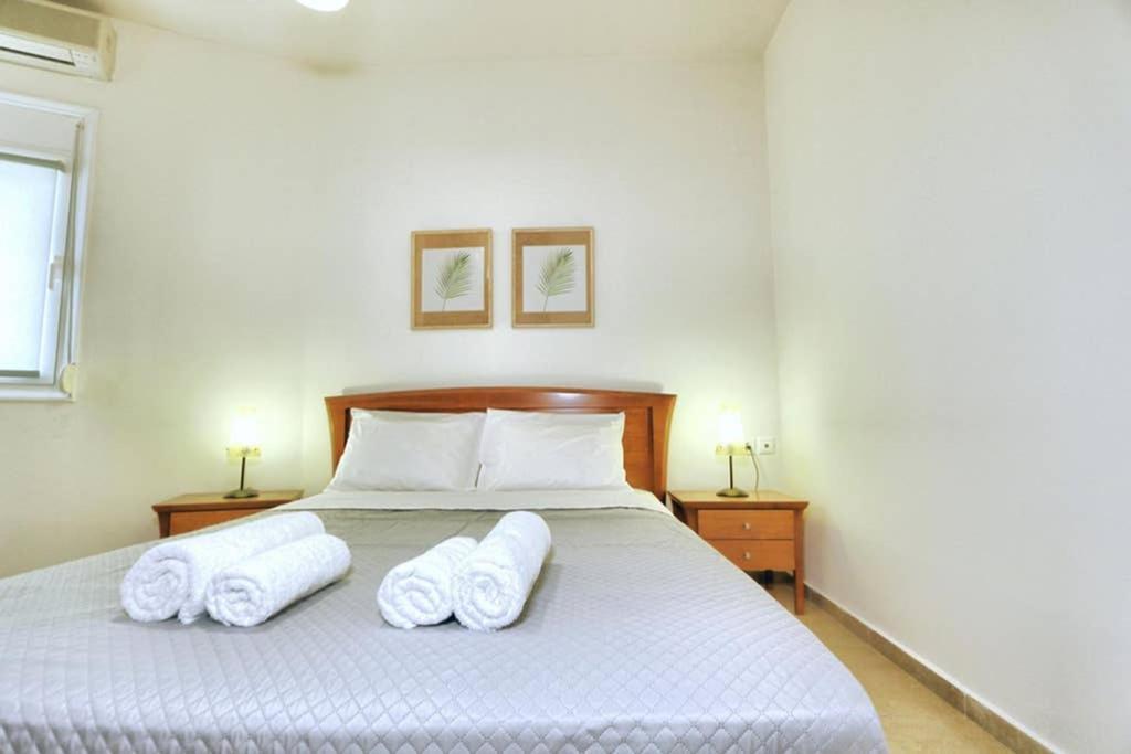 Eleni Sea View Luxury Apartment In Mades Ligaria  Bagian luar foto